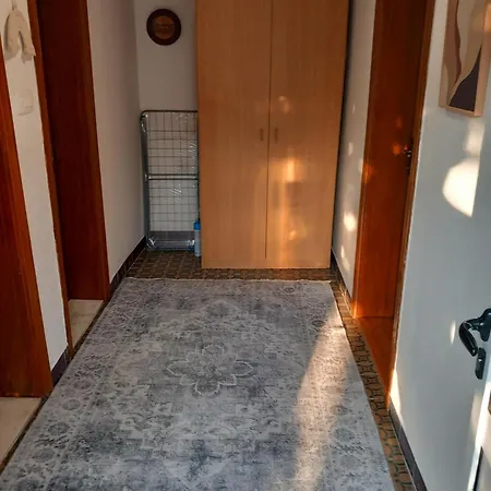 Apartament Eldar *