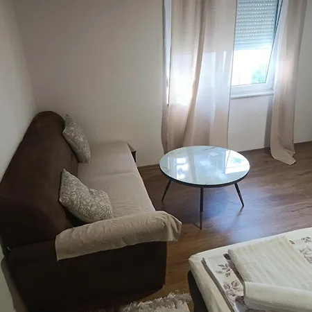 Apartament Eldar